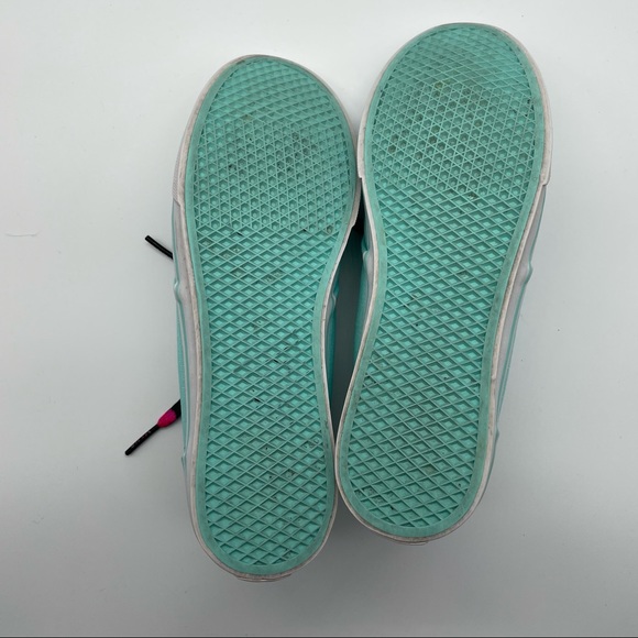 Vans light blue sneakers with floral laces and floral interior in women’s size 8 - Picture 4 of 11